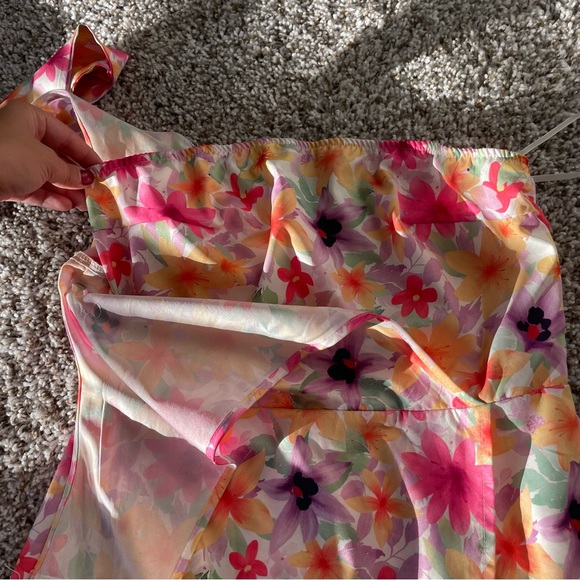 One Shoulder Romper - Picture 4 of 9